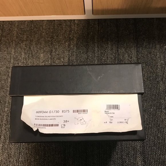 Authentic Gucci Brown GG Mid-heel Suede Mules Platforms - Picture 5 of 10